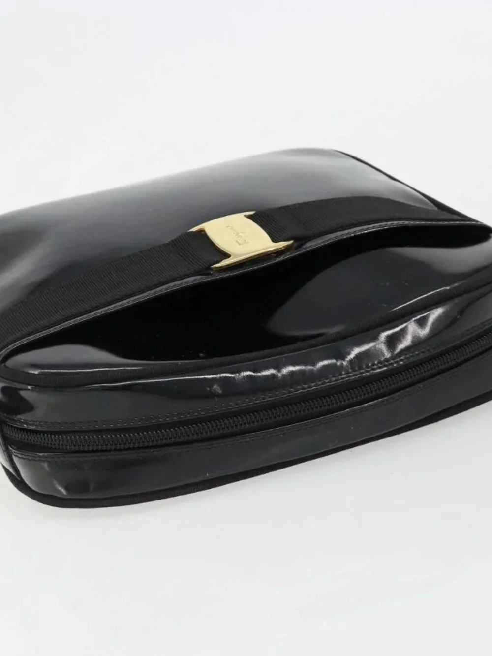 Salvatore Ferragamo Shoulder Bag Patent Leather Black Gold Auth BA13465